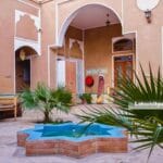 Varzaneh traditional guest house